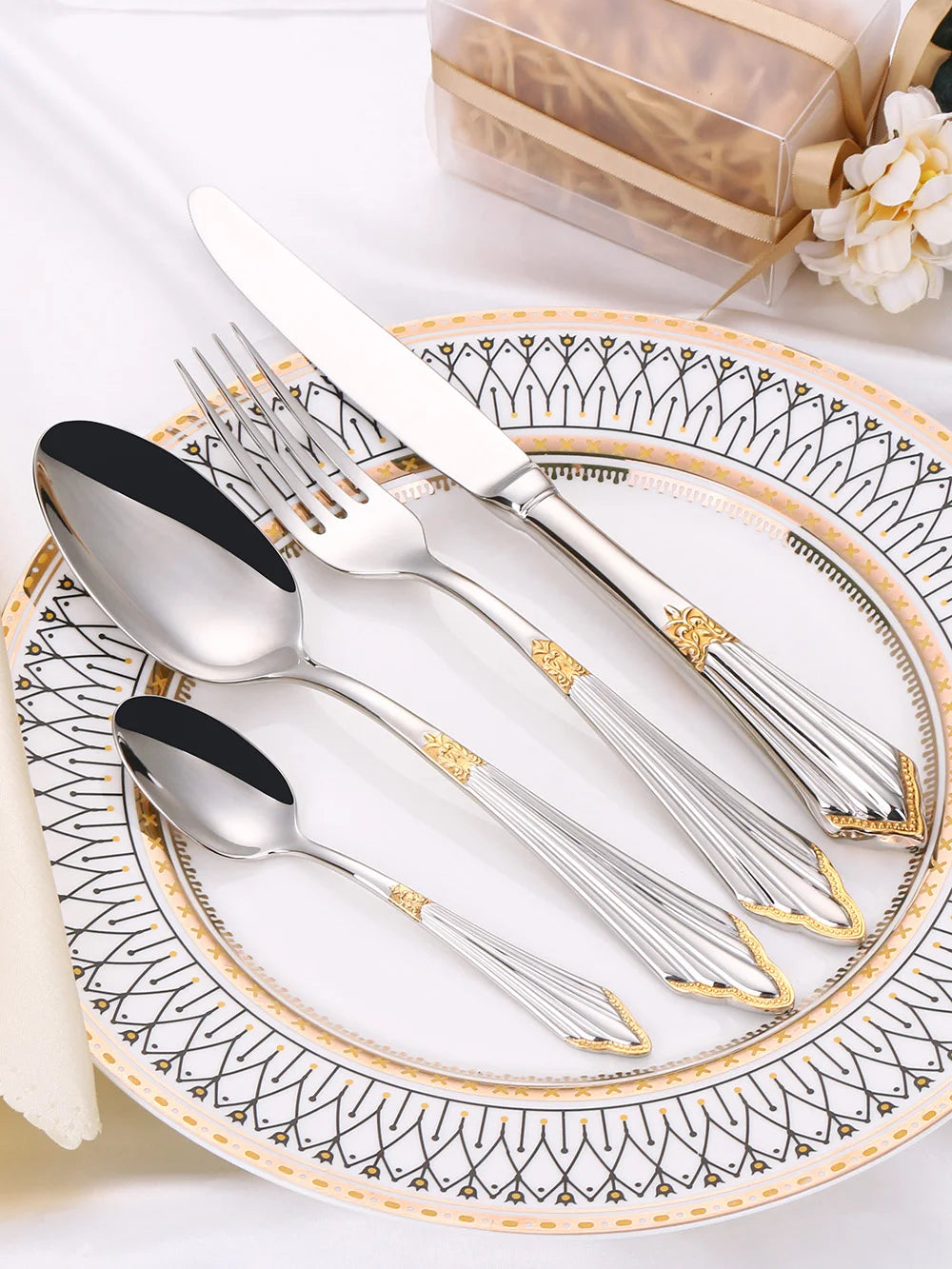 6pcs Table Spoons Set of 6 Stainless Steel Tablespoon Soup Spoon Set Royal 6 Pieces Dinner Spoon for Kitchen/Home/Restaurant